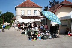 vide grenier - vide jardin  - Cubrial 2012 (17)